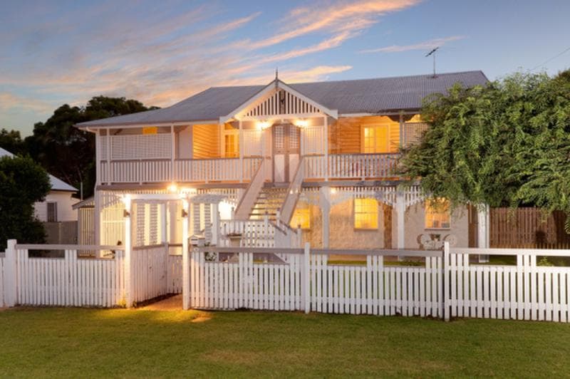 1/3-7 Redbank Place, Graceville - Image 1