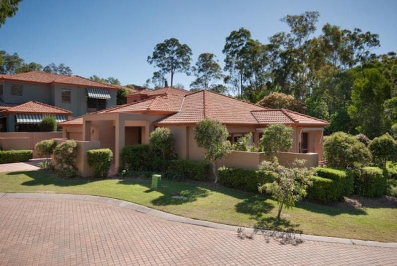 13/56 Kersley Road, Kenmore - Image 1