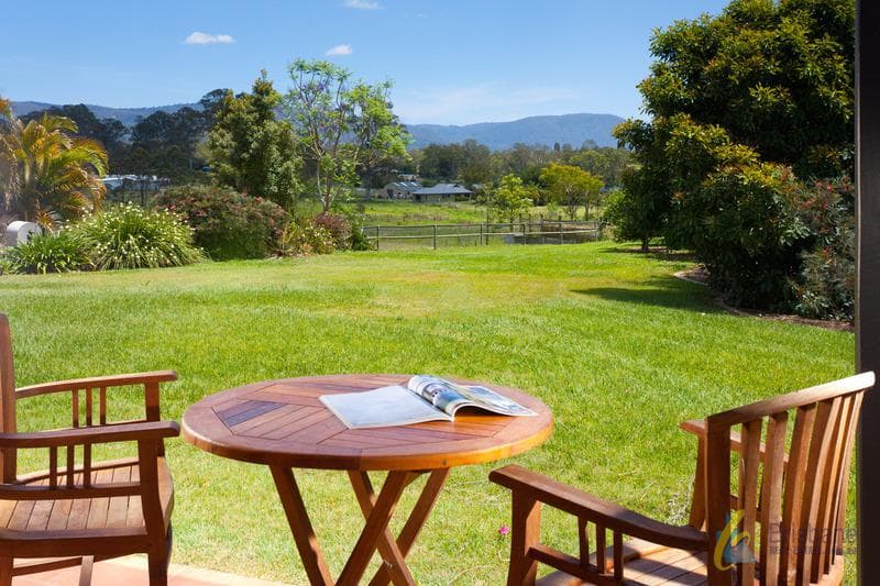 3/241-243 Old Windsor Road, Camp Mountain - Image 1