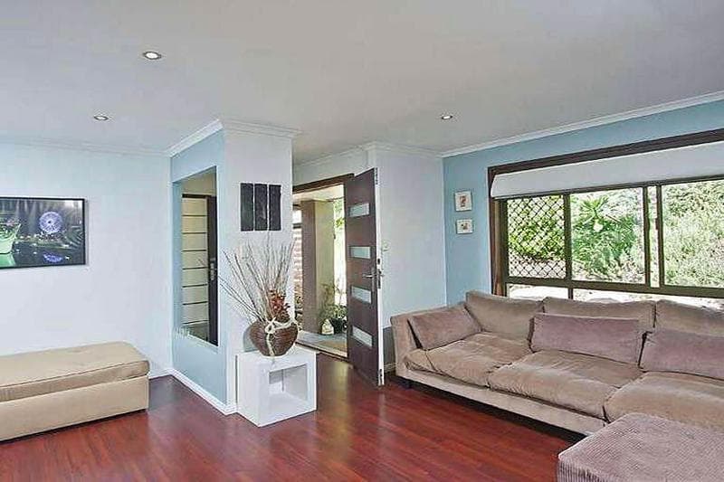 15 Melinda Street, Kenmore - Image 1