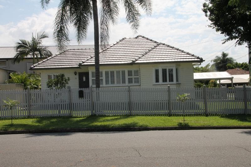 76 Allardyce St, Graceville, Graceville - Image 1