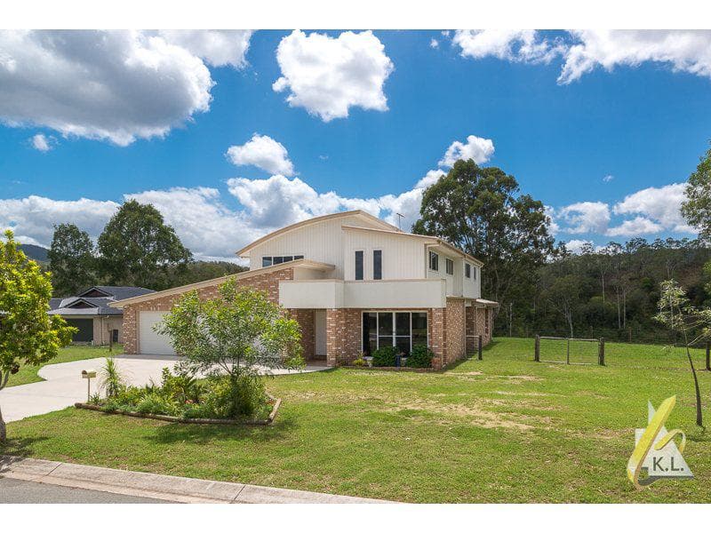 28 Lintrose Terrace, Karalee, Karalee - Image 1