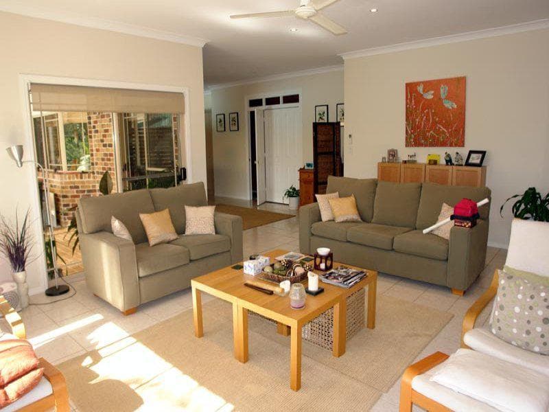 120 Pioneer Crescent, Bellbowrie - Image 1