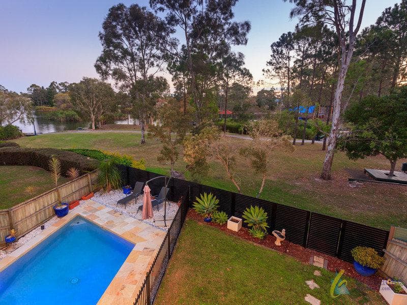1/19 Waters Road, Forest Lake - Image 1