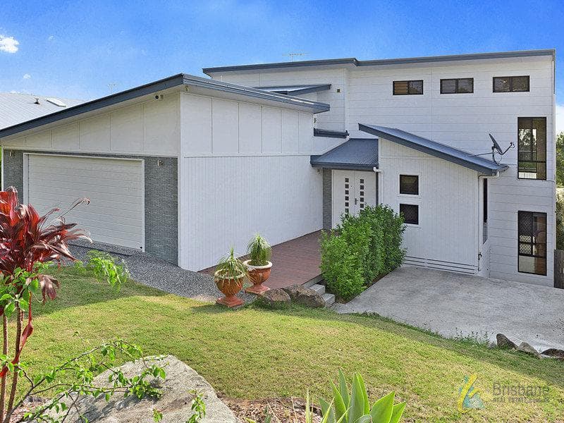 19 Casuarina Street, Seventeen Mile Rocks, Seventeen Mile Rocks - Image 1