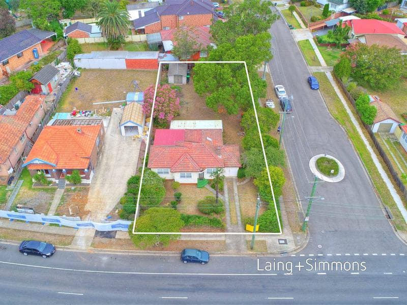 216 William Street, Granville, Granville - Image 1