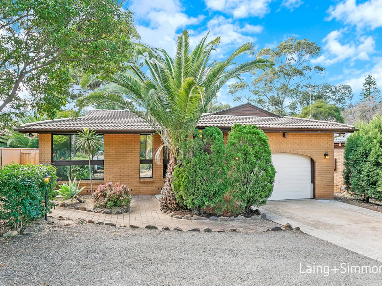 194 Madagascar Drive, Kings Park, Kings Park - Image 1