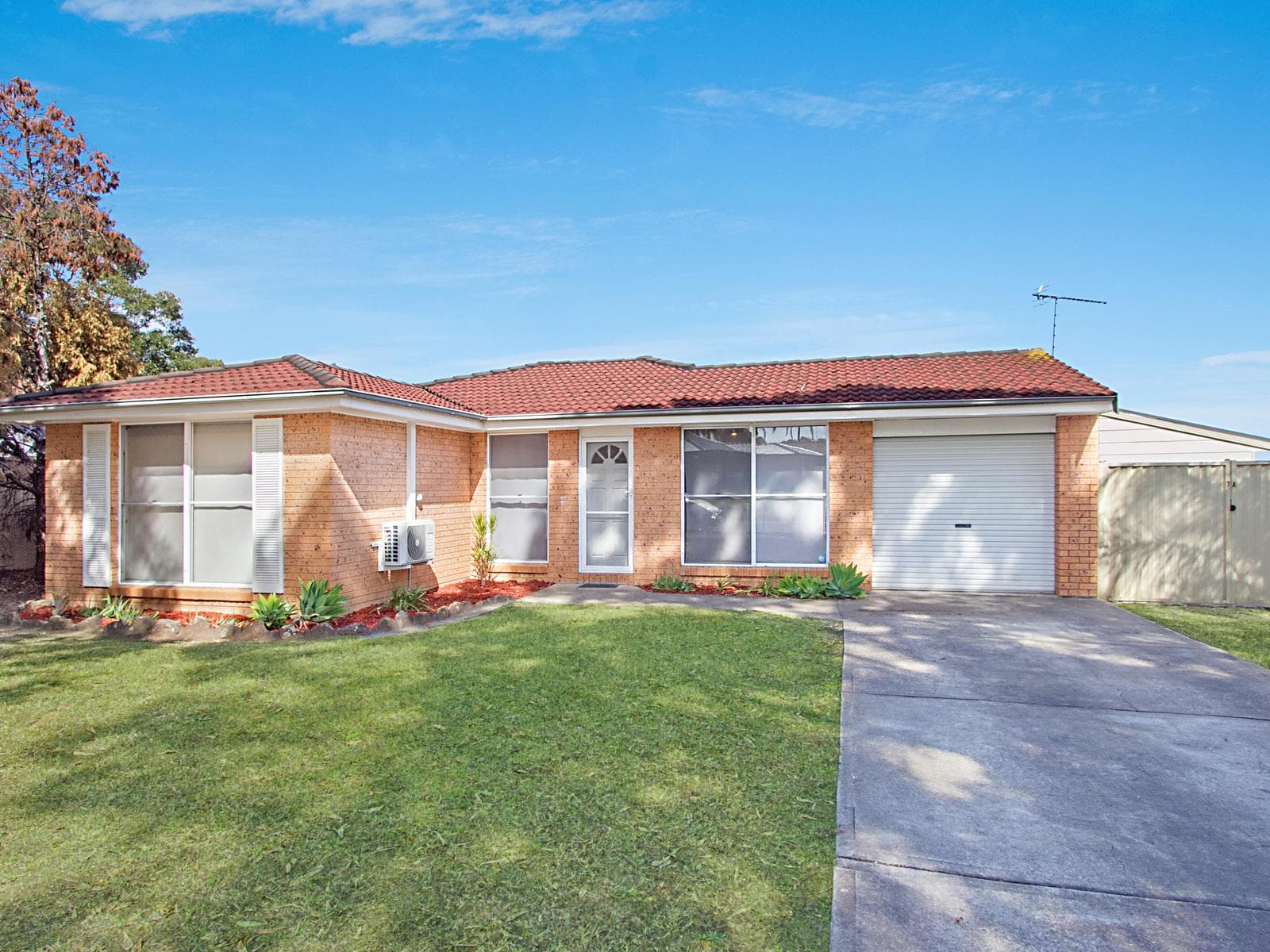 7 Goddard Crescent, Quakers Hill, Quakers Hill - Image 1