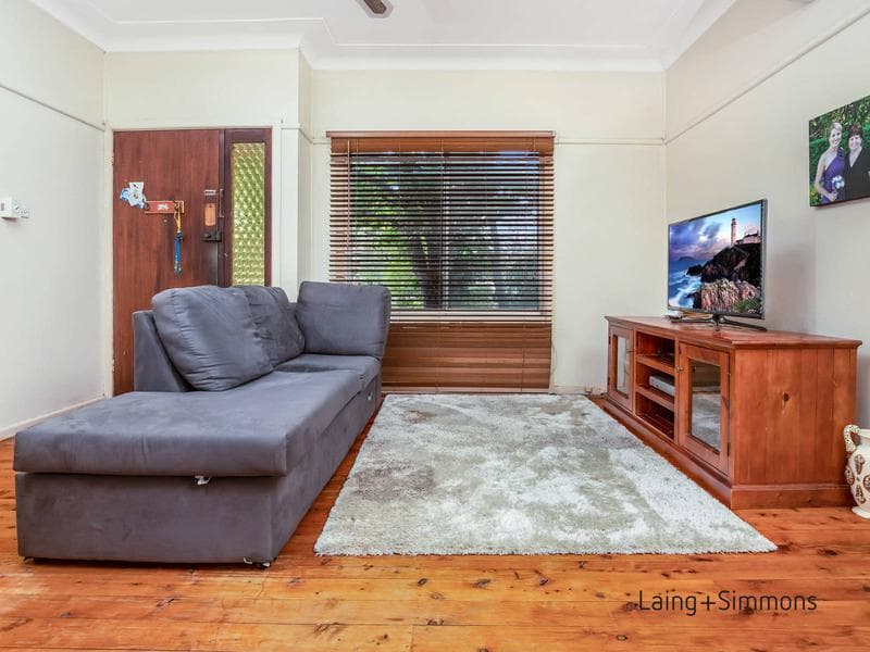 22 Macklin St, Pendle Hill, Pendle Hill - Image 1