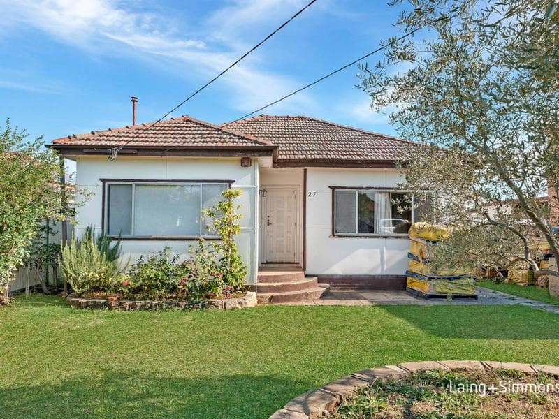 27 Morven Street, Guildford, Guildford - Image 1