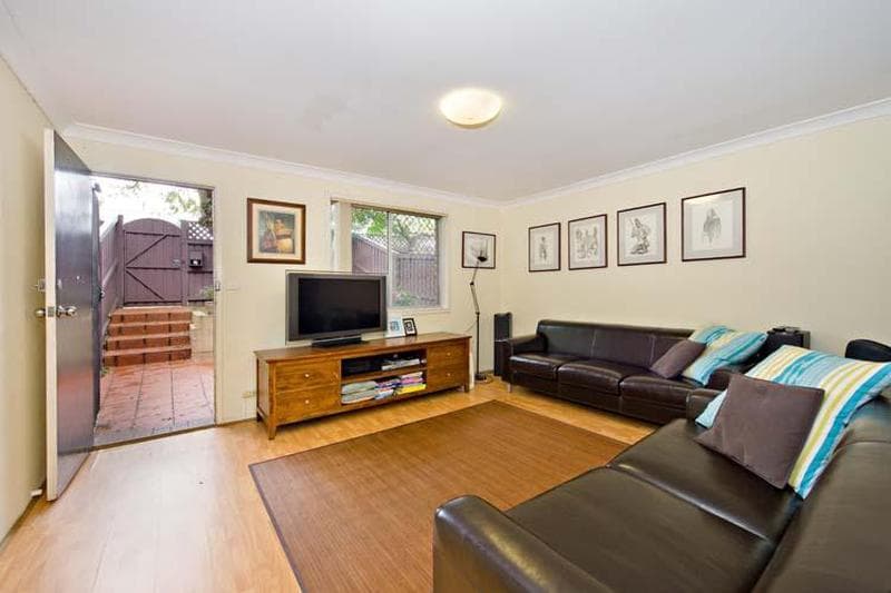 4/32-48 Queen Street, Alexandria, Alexandria - Image 1