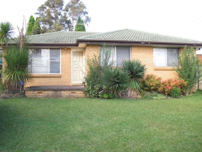 2/328 Clovelly Road
Clovelly, NSW 2031, Canley Heights - Image 1