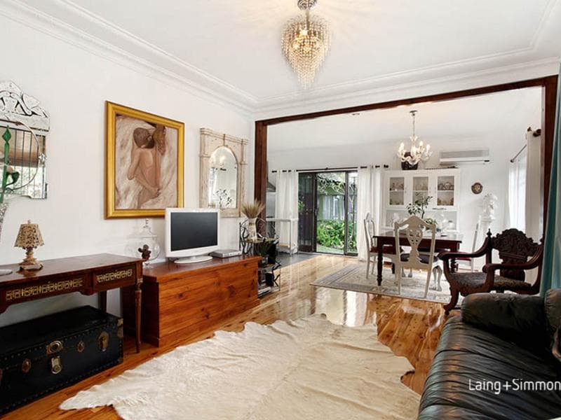18 Gray Street, Granville, Granville - Image 1