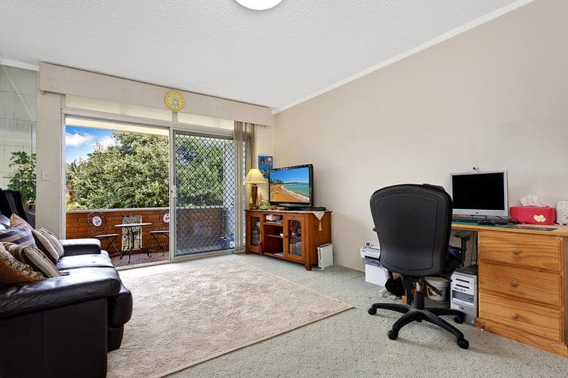 4/22 Hawkesbury Avenue, Dee Why, Dee Why - Image 1