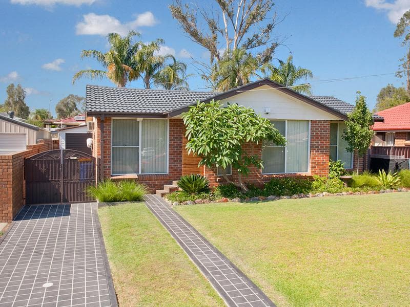 57 Sedgman Crescent, Shalvey, Shalvey - Image 1