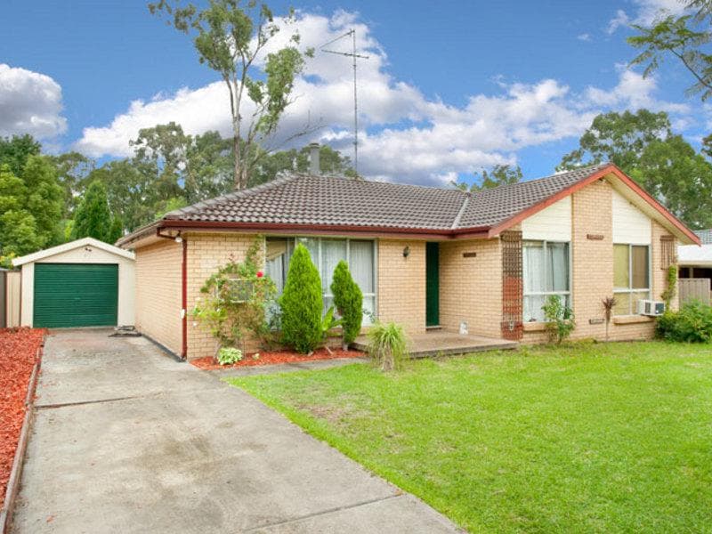 8 Mynah Close, St Clair, St Clair - Image 1