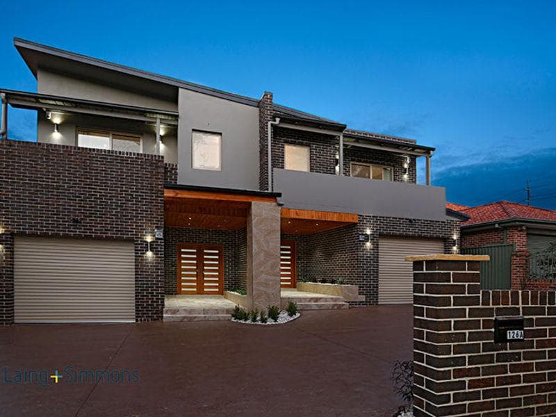 126 Kiora Rd, Miranda, Miranda - Image 1