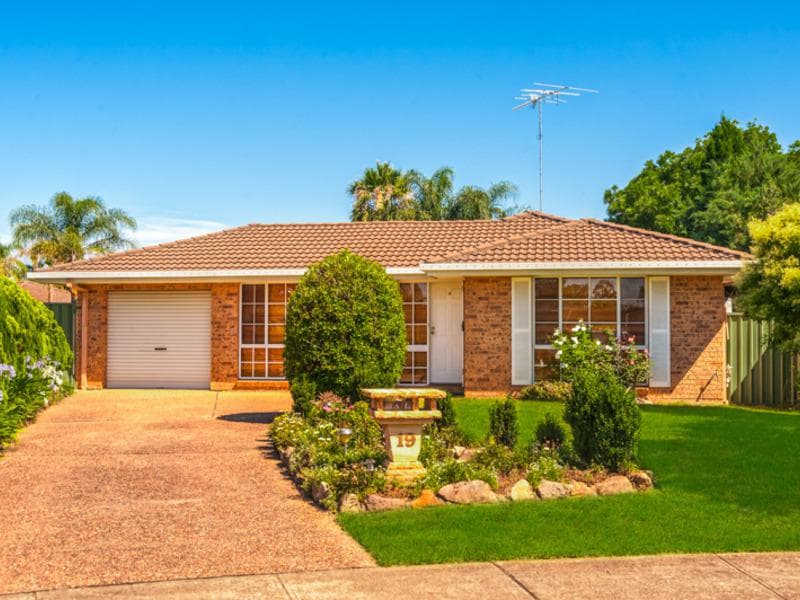 19 Scotney Place, Quakers Hill, Quakers Hill - Image 1