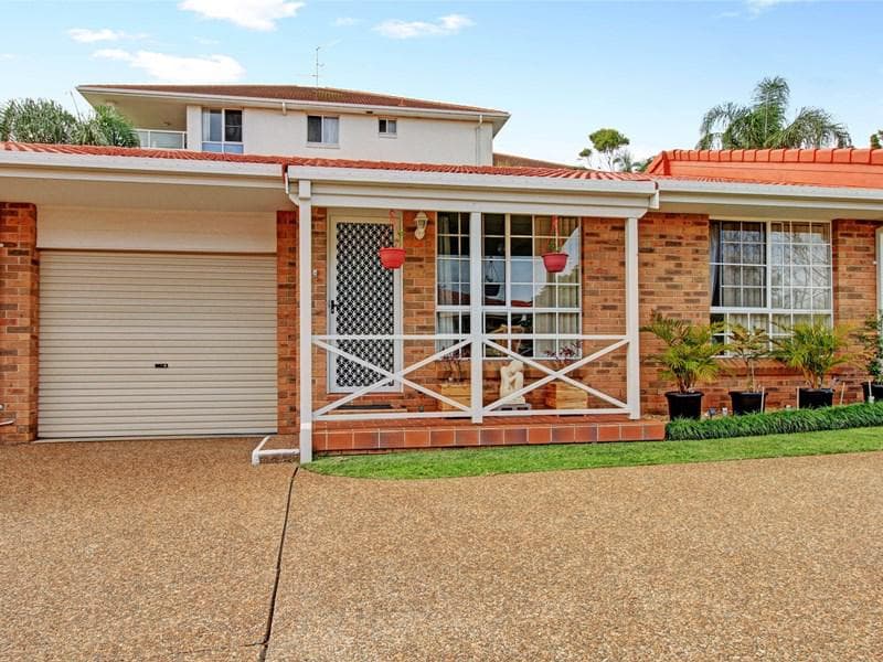 8/2 Gordon Street, Port Macquarie, Port Macquarie - Image 1
