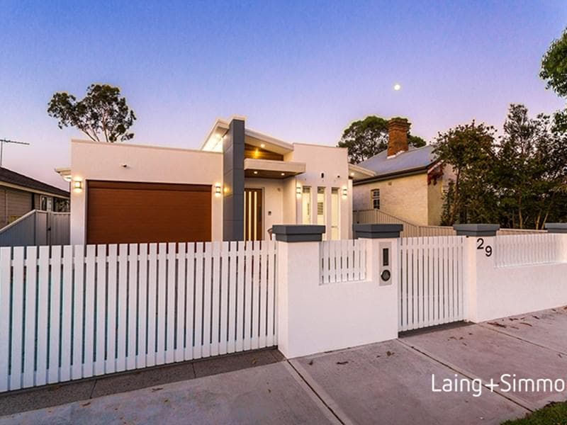 29 Woodstock Street, Guildford, Guildford - Image 1