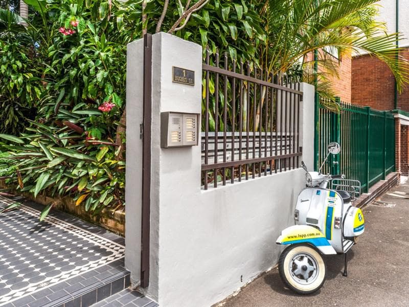 10/1 Hughes Street, Potts Point, Potts Point - Image 1