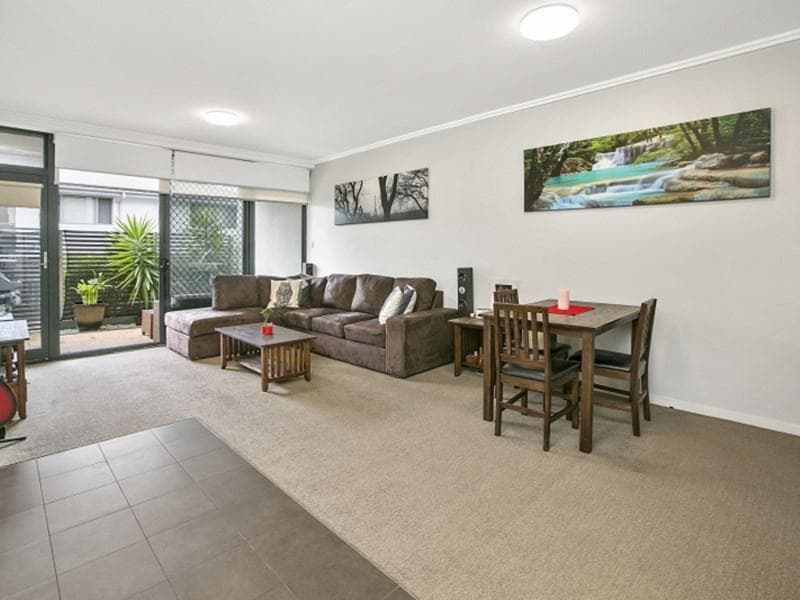 8/21-23 Shackel Avenue, Brookvale, Brookvale - Image 1