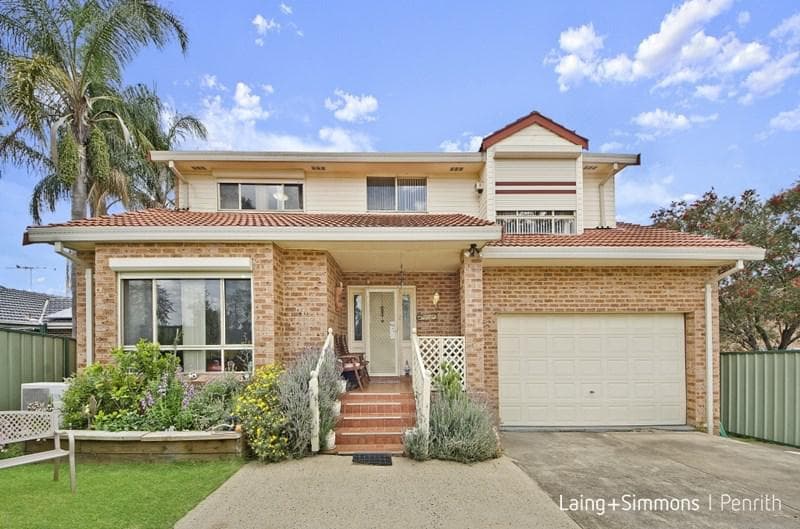 12 Wills Glen, St Clair, St Clair - Image 1