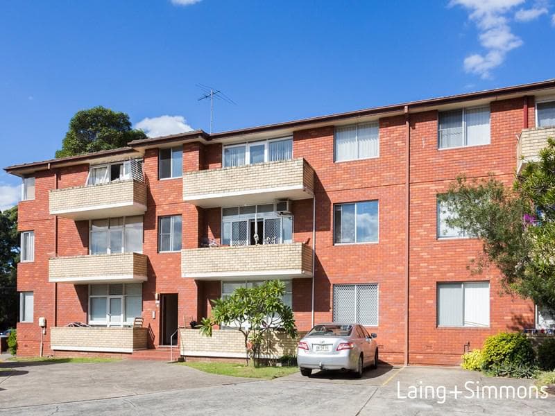 6/20a Edwin Street, Regents Park, Regents Park - Image 1