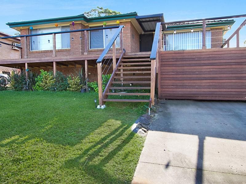 12 Armstrong Place, Dean Park, Dean Park - Image 1