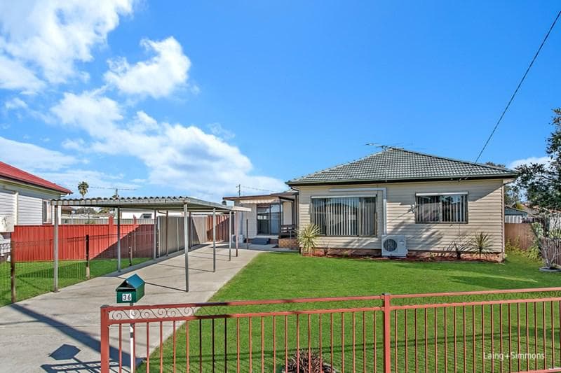 36 Gregory Avenue, Oxley Park, Oxley Park - Image 1