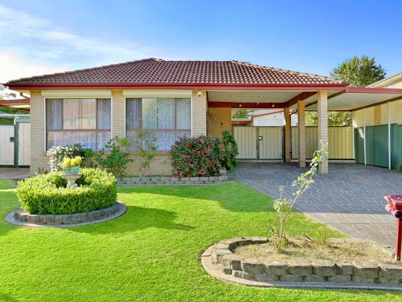 4 Cunningham Close, St Clair, St Clair - Image 1
