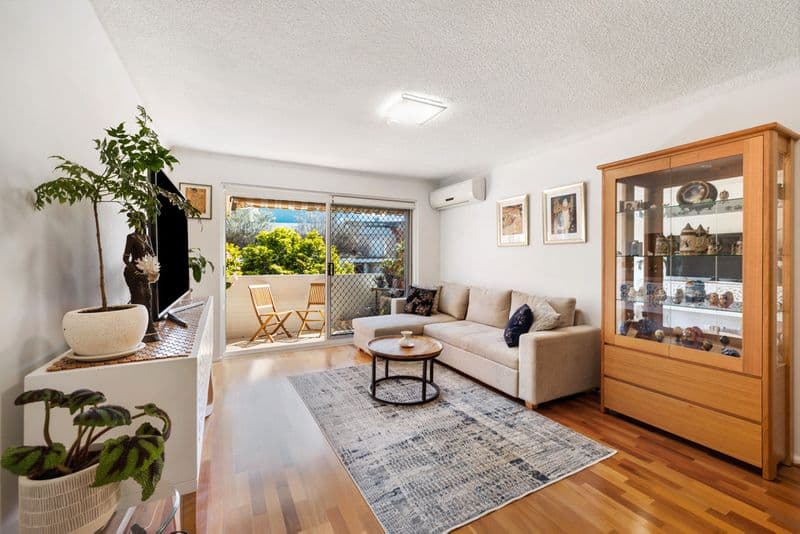 7/7 Clarence Avenue, Dee Why, Dee Why - Image 1