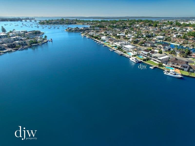 31 Barcoo Island, Sylvania Waters - Image 1