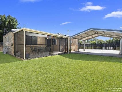 1392 Bribie Island Road, Ningi - Image 1