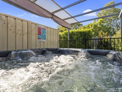 3/9 Progress Ave, Beachmere - Image 1