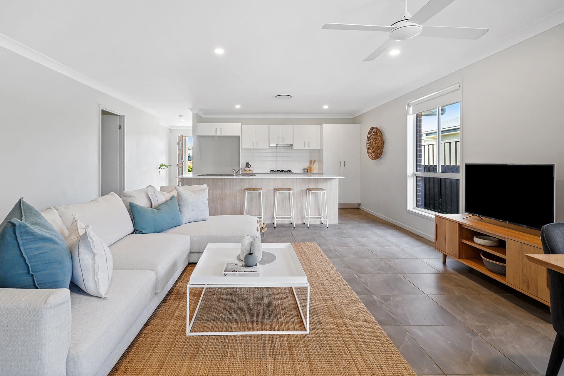 27 Uralla Street, Fern Bay, NSW, 2295, Fern Bay - Image 1