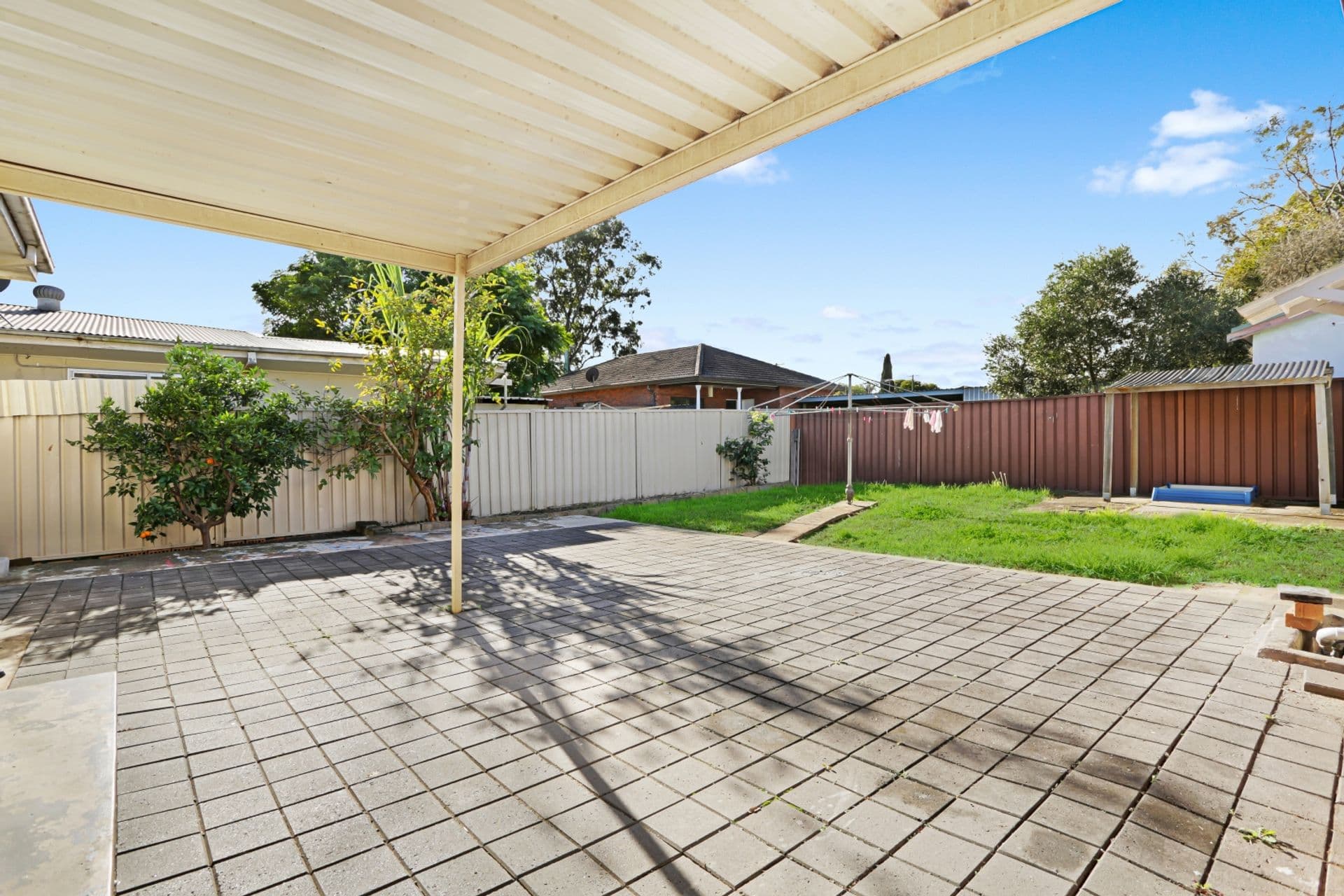 52 Surrey St, Minto, NSW, 2566, Minto - Image 1