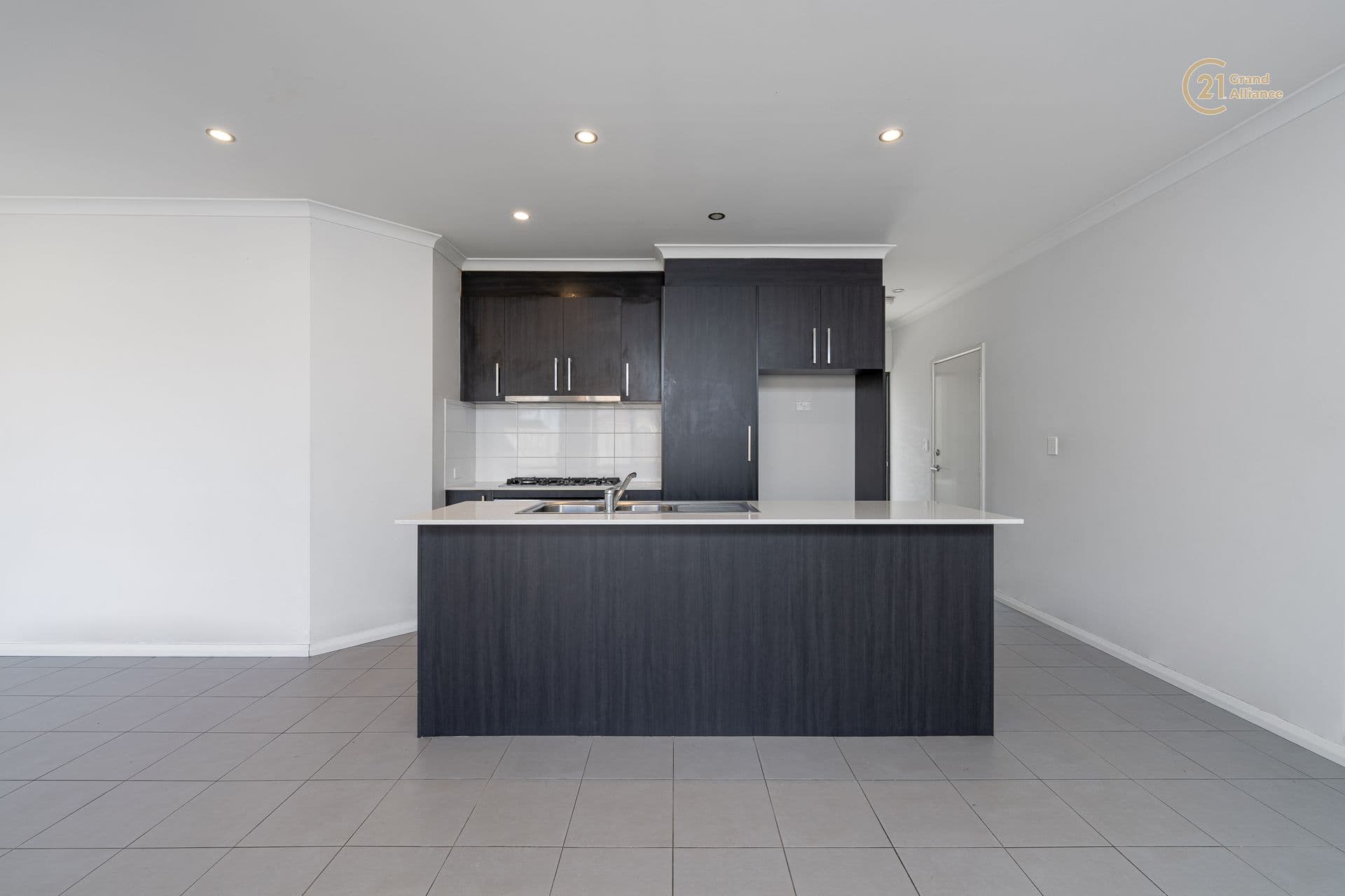 2/280 Lord Street, Perth, WA, 6000, Spearwood - Image 1