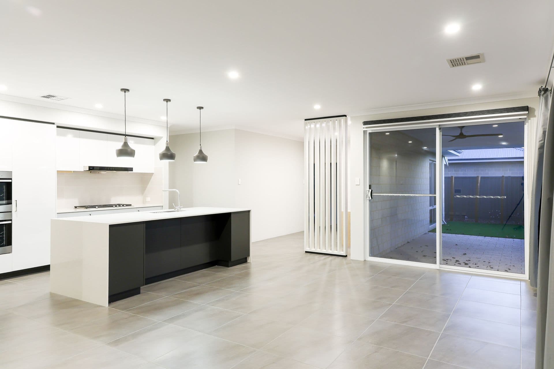 2/280 Lord Street, Perth, WA, 6000, Southern River - Image 1