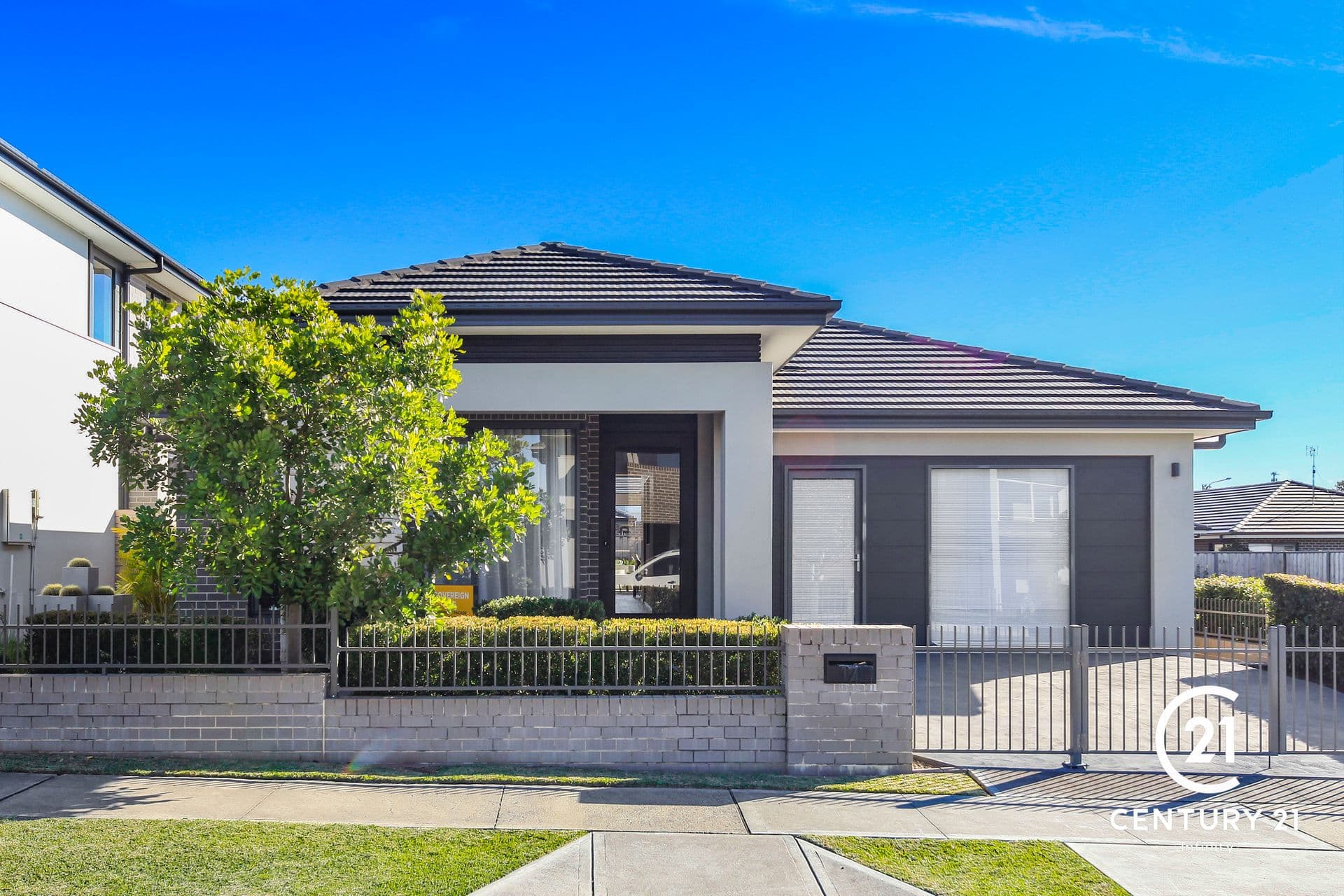 2/43 Garfield Road East, Riverstone, NSW, 2765, Box Hill - Image 1