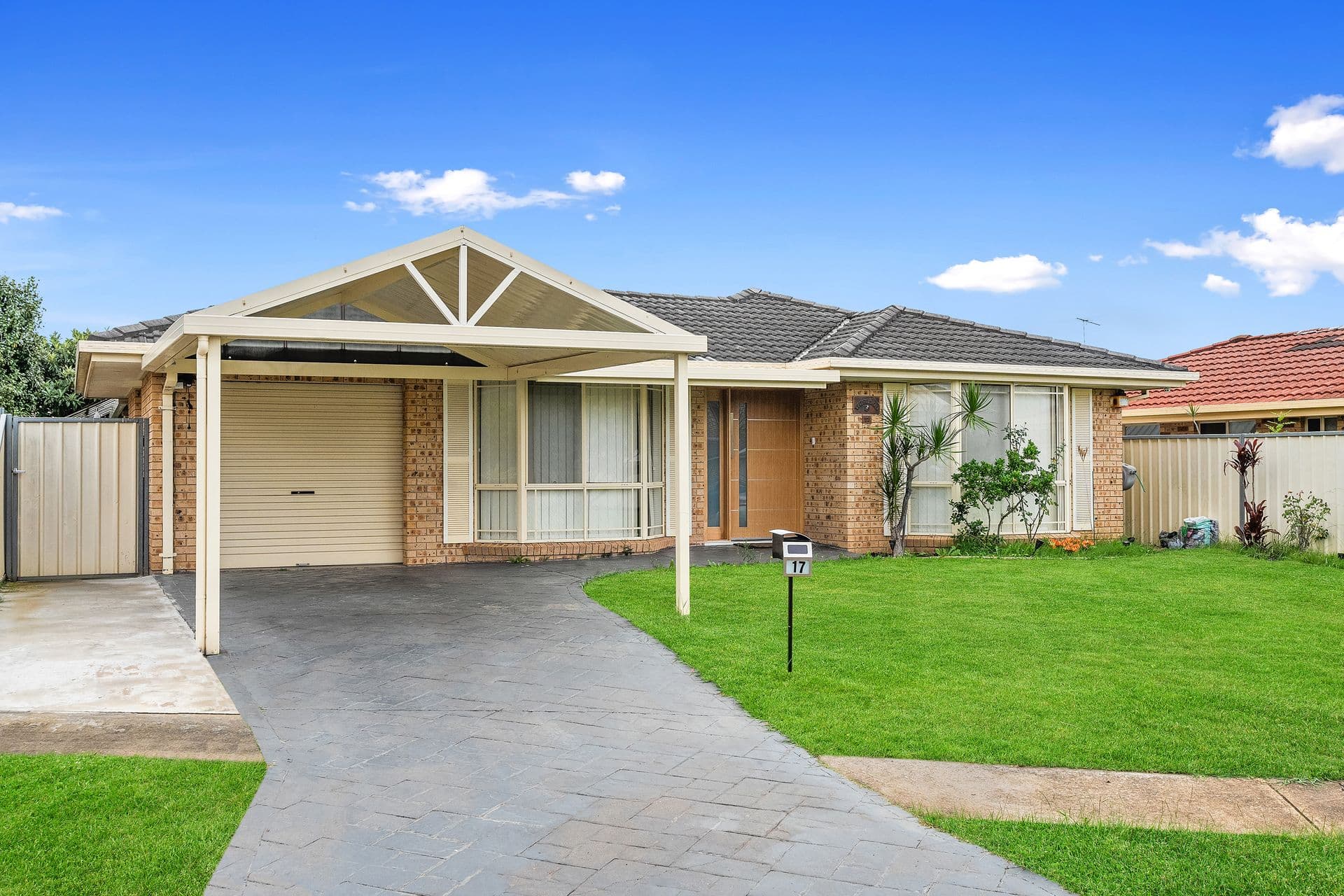 17 Woolgoolga Avenue, Hoxton Park, NSW, 2171, Hoxton Park - Image 1