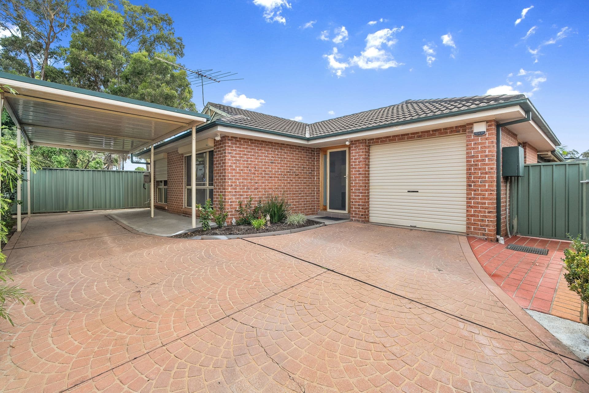 42 Tamworth Crescent, Hoxton Park, NSW, 2171, Hoxton Park - Image 1
