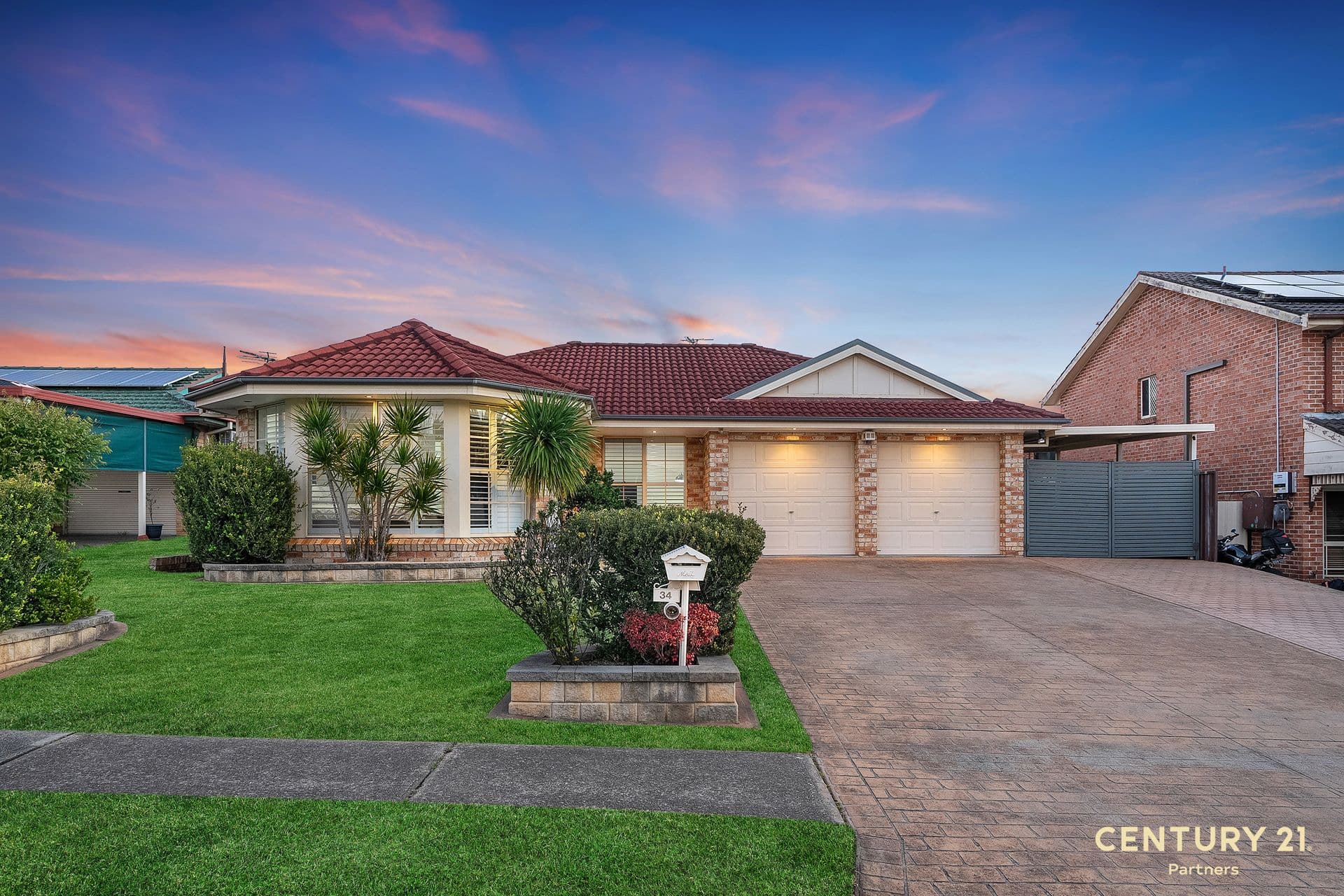 34 Flinders Crescent, Hinchinbrook, NSW, 2168, Hinchinbrook - Image 1