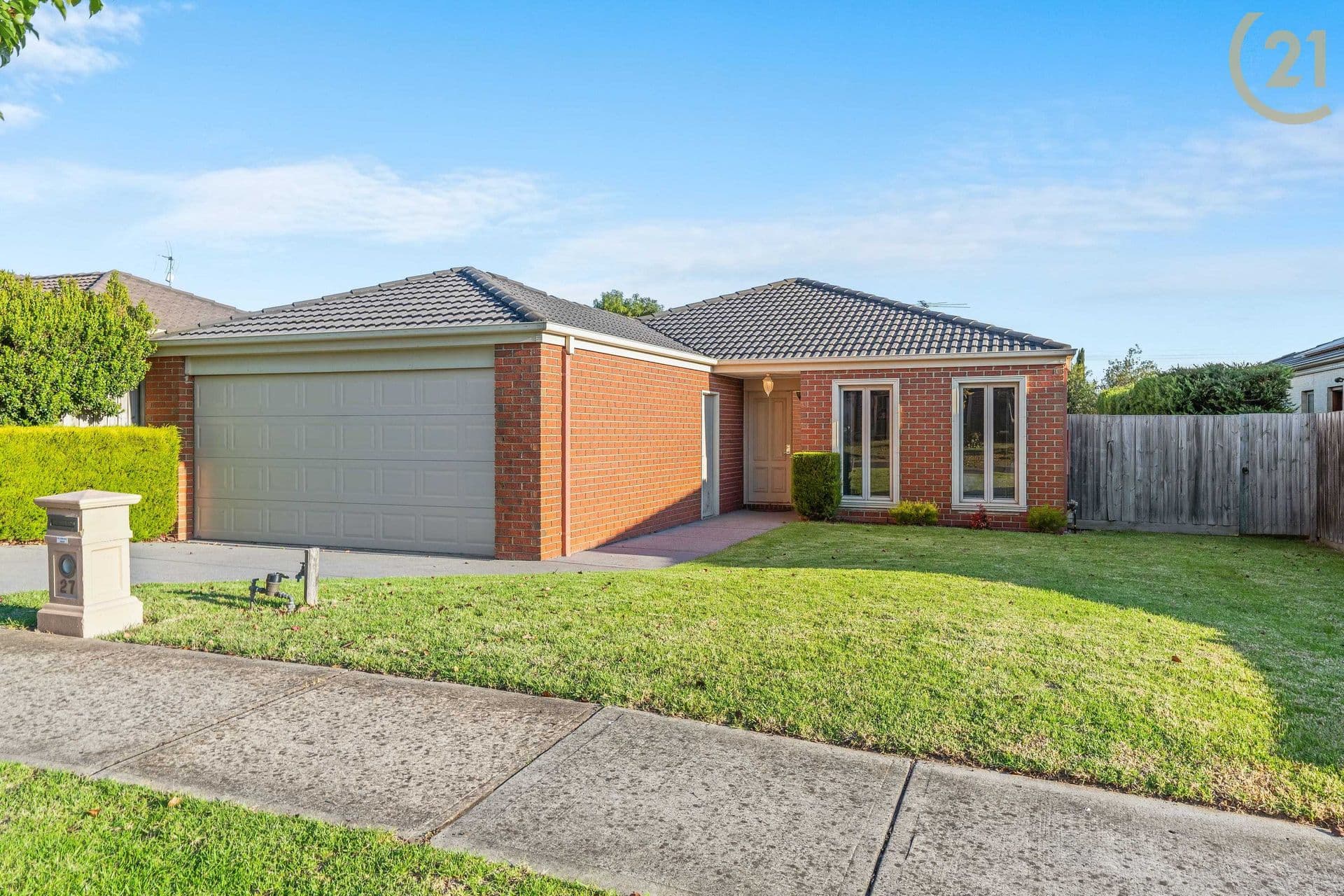 27 Rodlarni Crescent, Berwick, VIC, 3806, Berwick - Image 1