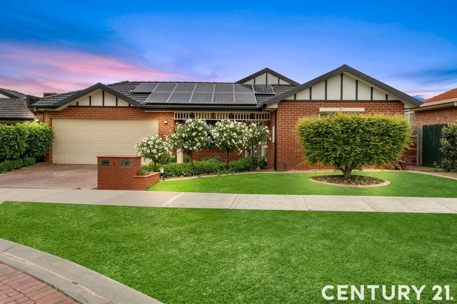Suite 4 241-244 Caroline Springs Blvd, Caroline Springs, VIC, 3023, Delahey - Image 1