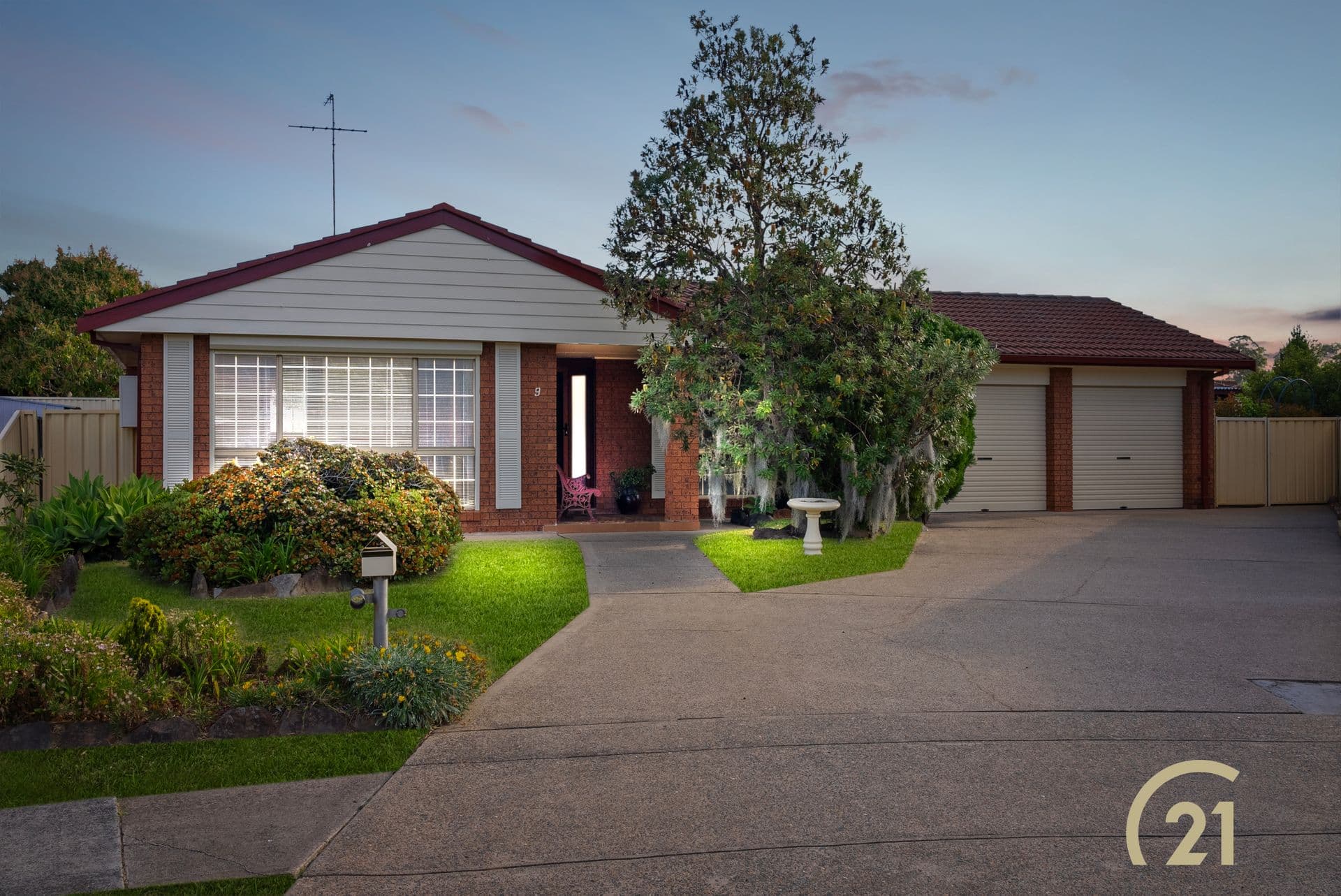 9 Ariella Place, Edensor Park, NSW, 2176, Edensor Park - Image 1