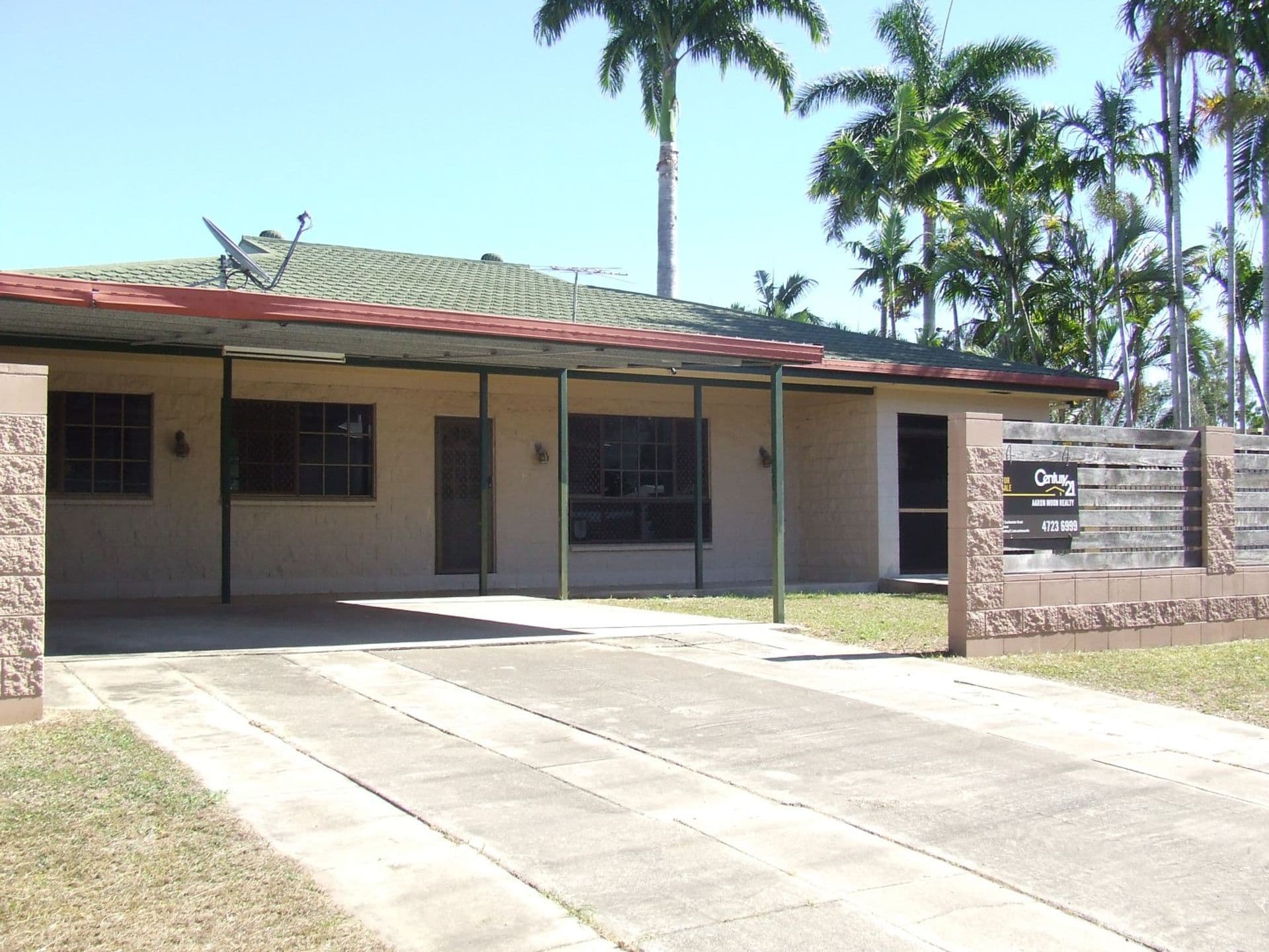 143 Miles Avenue, Kelso, QLD, 4815, Kelso - Image 1