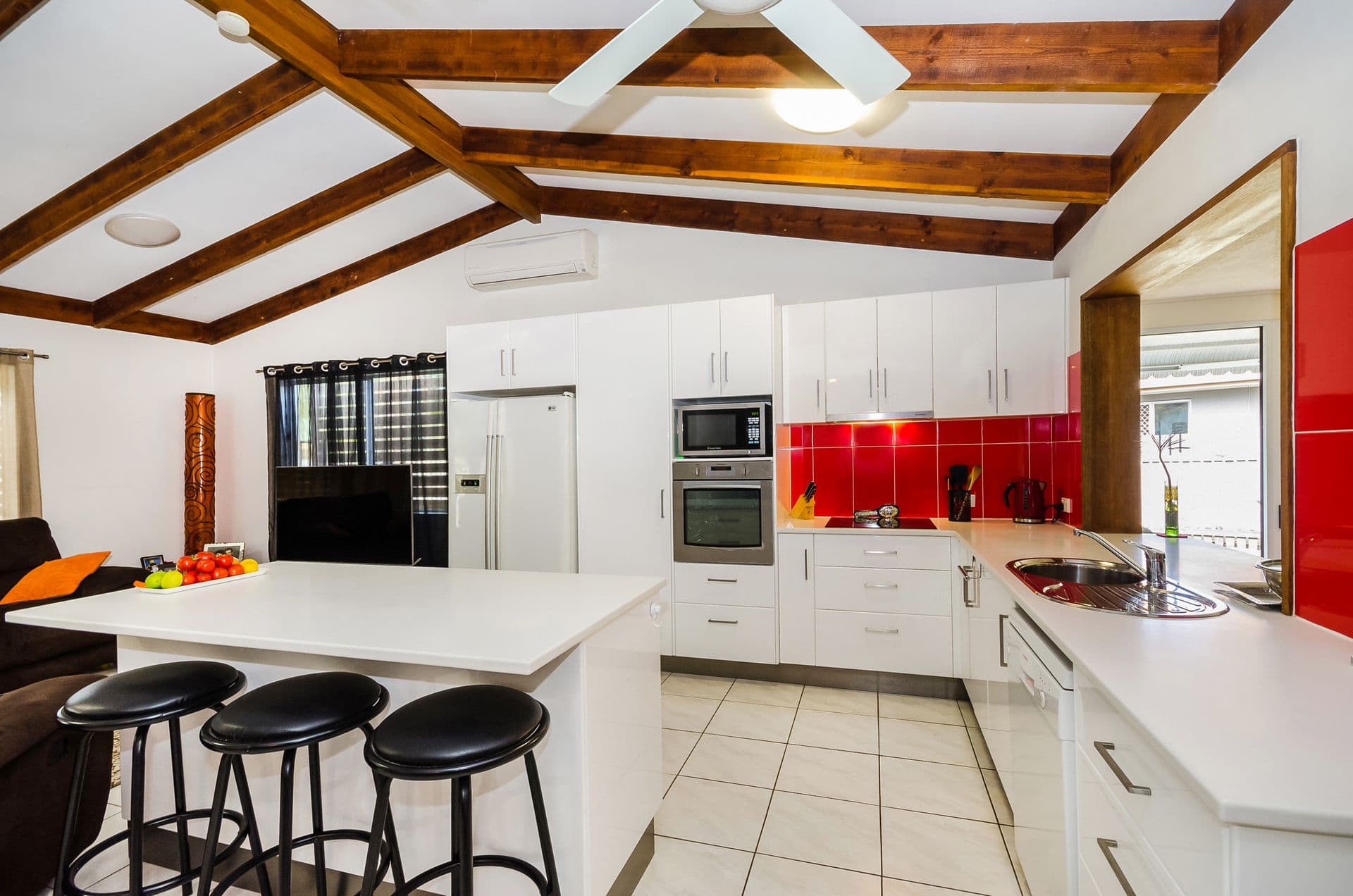 14 Manuka Court, Bushland Beach, QLD, 4818, Bushland Beach - Image 1