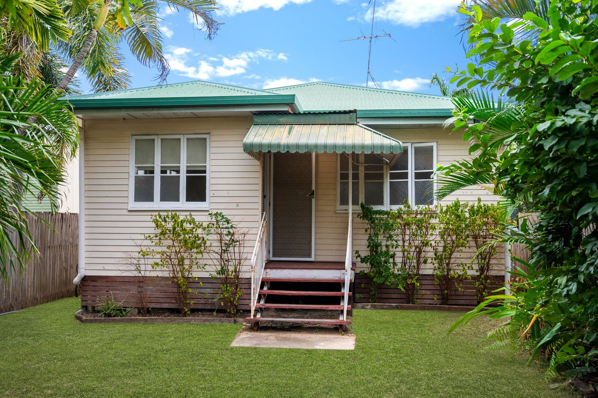 8B Tenth Avenue, Railway Estate, QLD, 4810, Railway Estate - Image 1