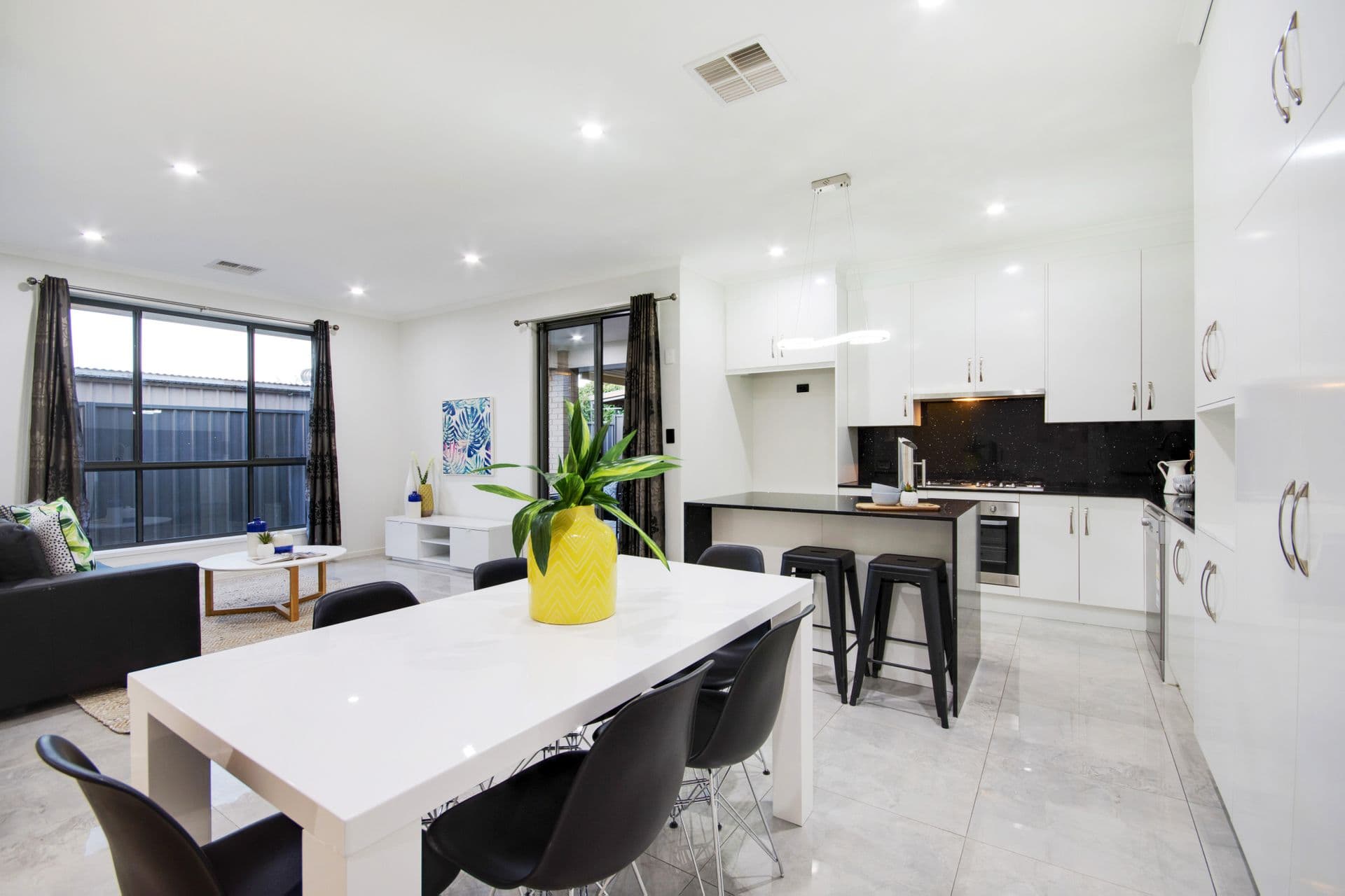 2/1568 Main North Road, Salisbury South, SA, 5106, Valley View - Image 1